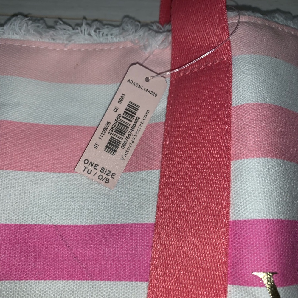 Victoria’s Secret Striped Tote bag NWT - Picture 3 of 6